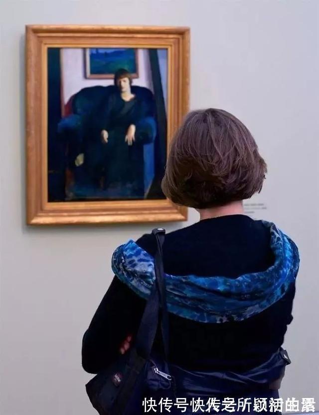 名画@和名画“撞衫”是一种怎样的体验?他花2年专拍艺术界最美的意外