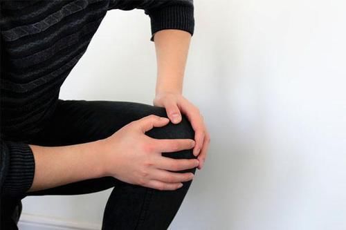 蛙跳|有一些运动,即使再喜欢,也不建议60岁之后的人做,或会伤膝盖