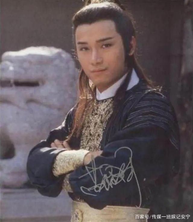 金庸|金庸《射雕》走进现实，郭新振被网友斥责认贼作父，他错在哪了