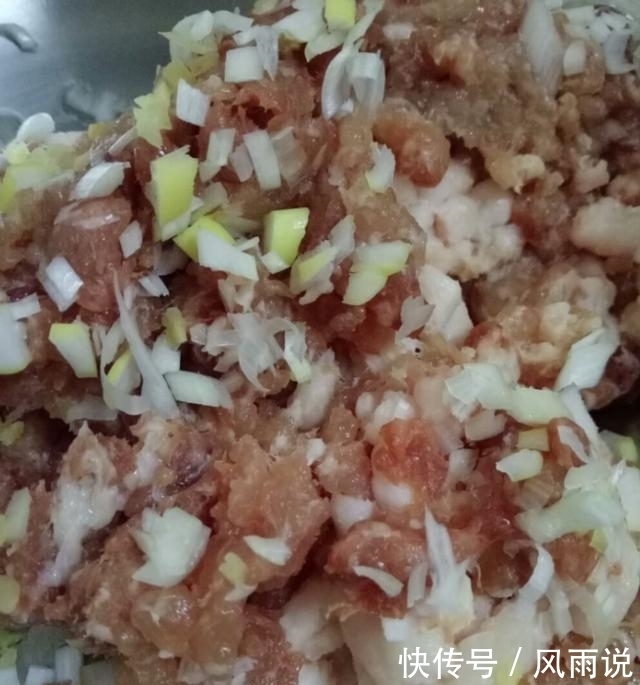 肉丸子|肉丸子做糖醋味,三两小孩几分钟抢光光