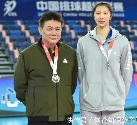 李盈莹|怎样解读张晨和陈友泉同时进入中国女排教练团队?