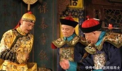 古代一考生太丑,皇帝不想录用,当对出两对联后,皇帝大喜:探花