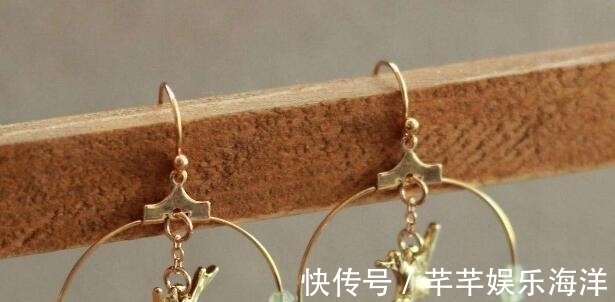 k金 女人再爱美,有5种黄金首饰不能买,花钱事小,丢面子事大