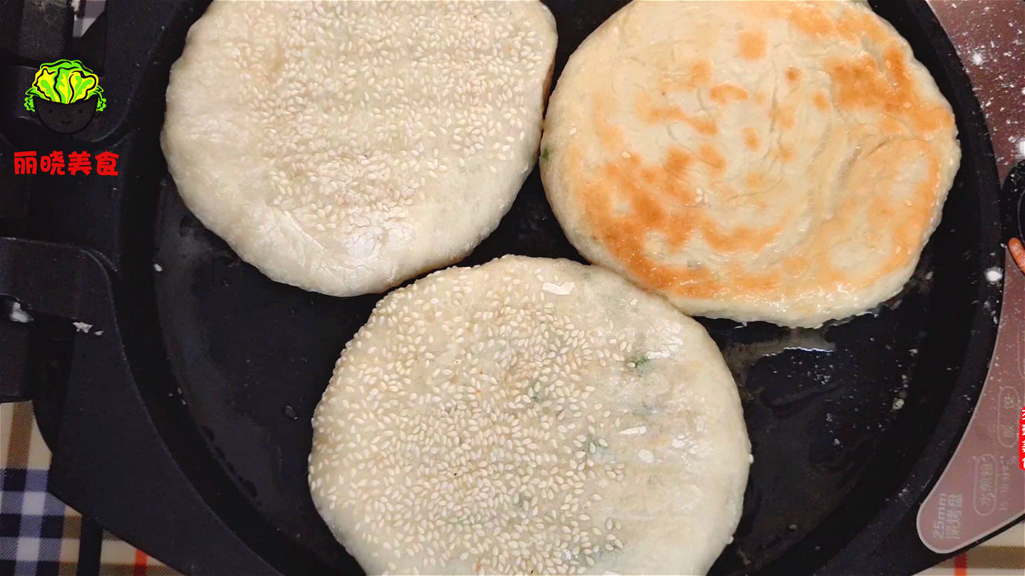 油酥|烙饼一定要软,别下手和面,教你凉了也不硬的葱花饼,真的太香了