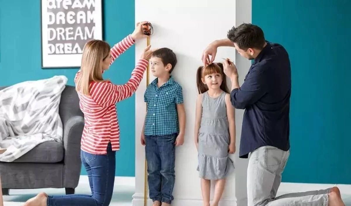 长高|女孩和男孩的身高最多长到几岁?年龄差有点大,家长可以早点了解