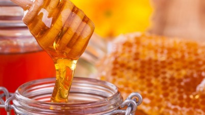 食物|女性过了45岁, 要多吃三种碱性食物, 帮你补足雌激素, 六十不显老