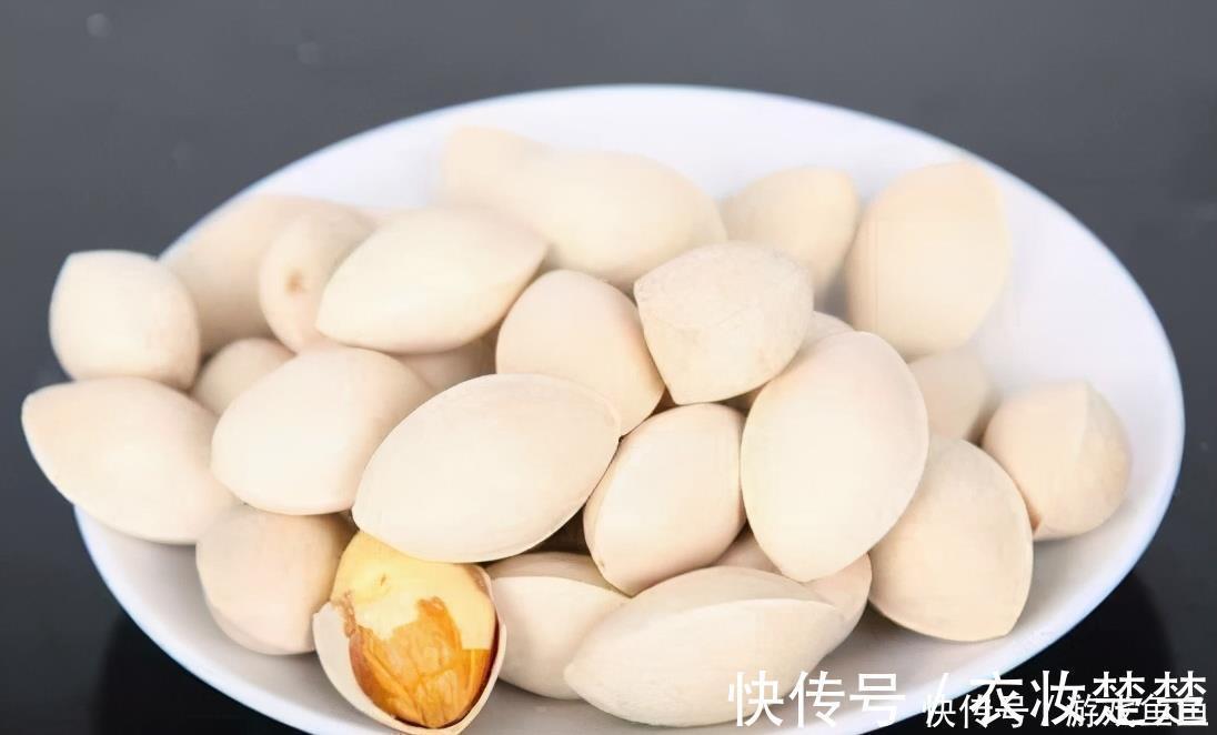 血管堵塞|常吃3种食物,软化血管,防止血管堵塞,加强肠胃蠕动,排毒养颜