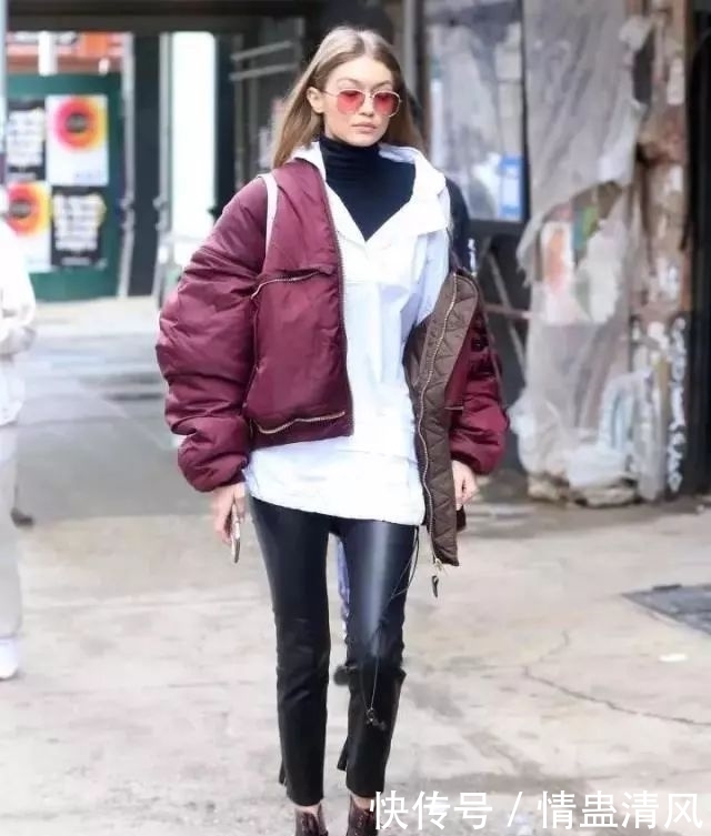 毛衣怎么穿出新意？搭配衬衫就能让你成为春天最时髦的崽