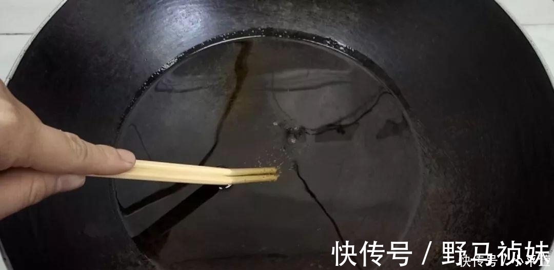 萝卜|萝卜这样做才好吃, 教你简单一做, 比肉丸子都香, 在家经常做着吃