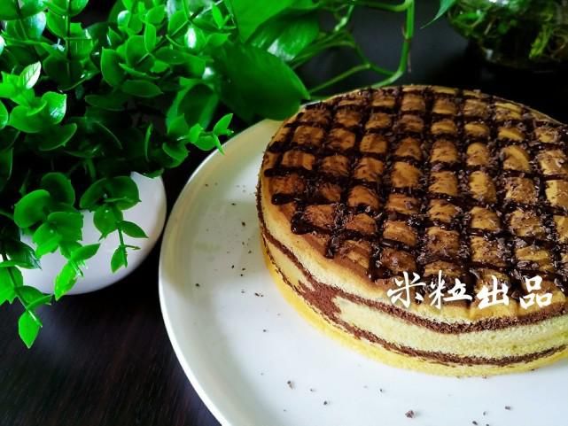 不需要裱花就可以很美的蛋糕