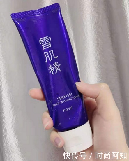 油皮|洗面奶“黑名单”盘点,很火但不好用,洗完干燥还紧绷,别用错了