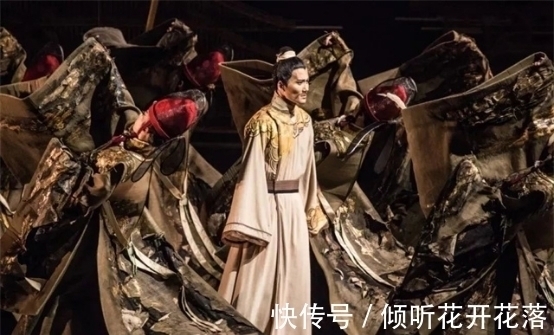 压卷之作&杜甫晚年的一首诗,短短28个字,被称为“七绝压卷之作”?