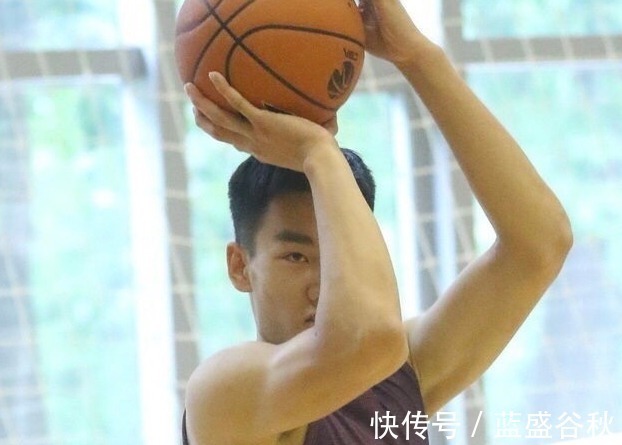 宮魯鳴|壞消息！丁彥雨航體測不合格，應(yīng)該取消體測宮魯鳴說出答案！