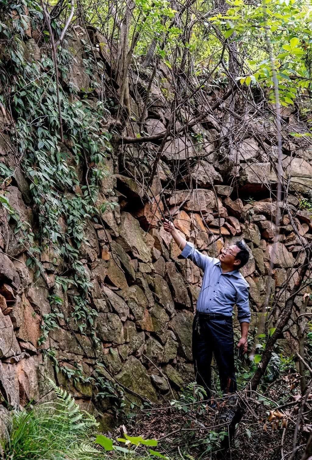 中年|金寨千年古寨，能一览无余的看梅山！