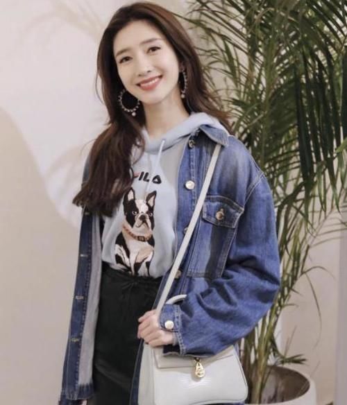 2021外套这样搭，真的太时髦了，超好看！