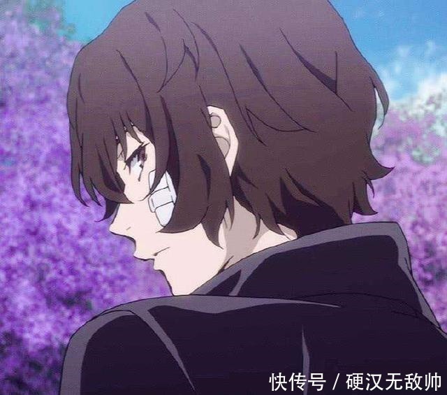 《文豪野犬》,太宰治,活成自己的人,江户川乱步直言看不懂 黑手党