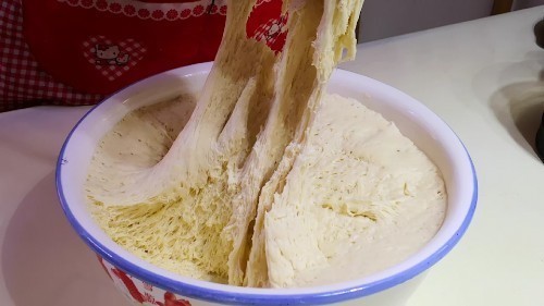 天冷时发面,万万不可直接放酵母,记住1点,1小时发一盆面