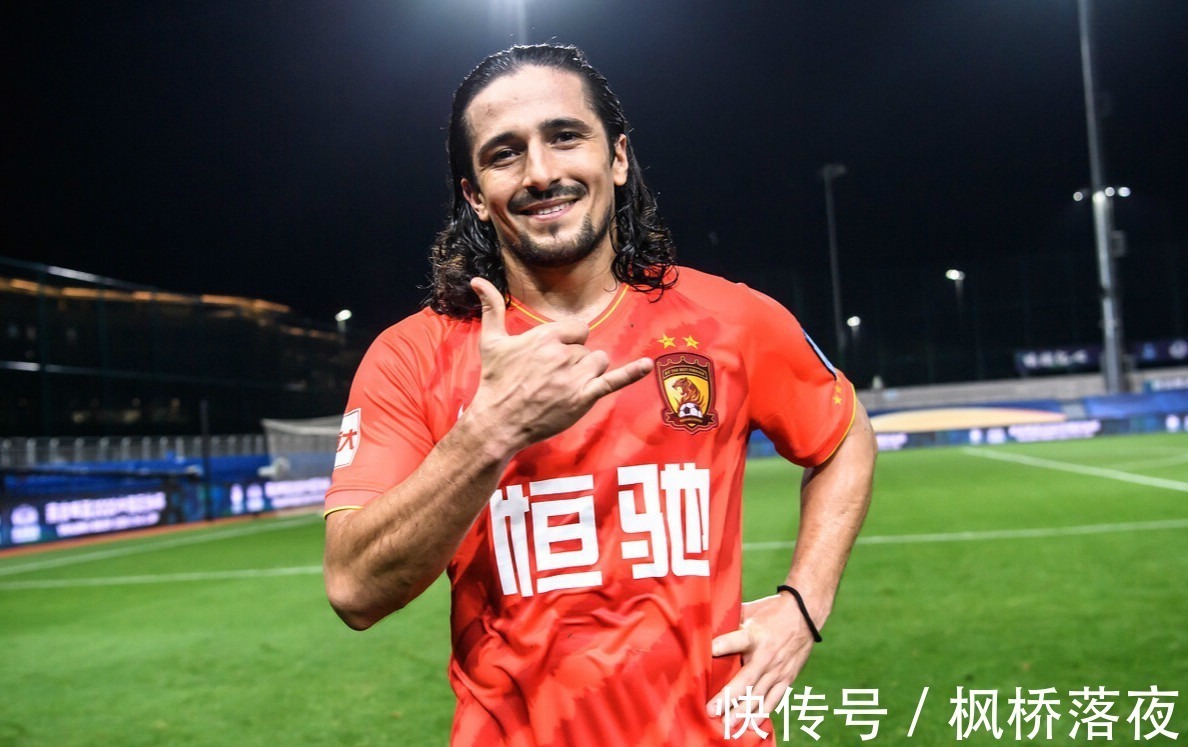 艾克森|13场轰11球!32岁国足锋霸透露重返巅峰秘诀,老球员都可参考!