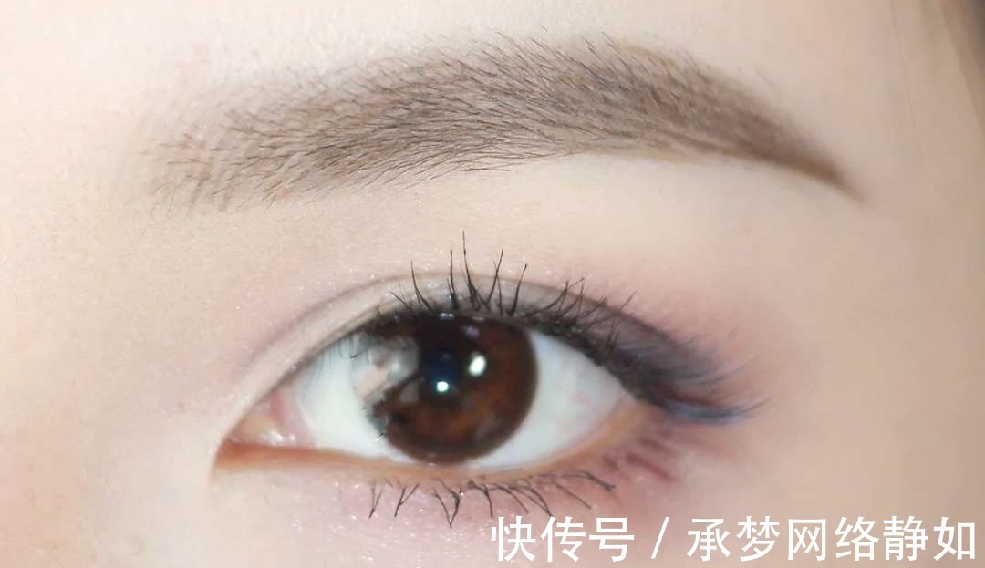 眉笔|为什么不建议女人“纹眉”？听内行人分析完了，很庆幸自己没跟风