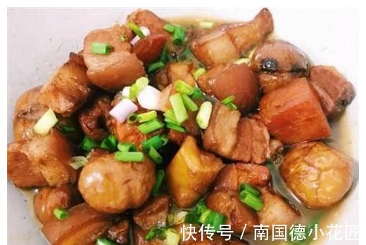 秋季吃板栗，和它一起吃，红亮软糯，拌米饭最好吃，老妈差点吃撑