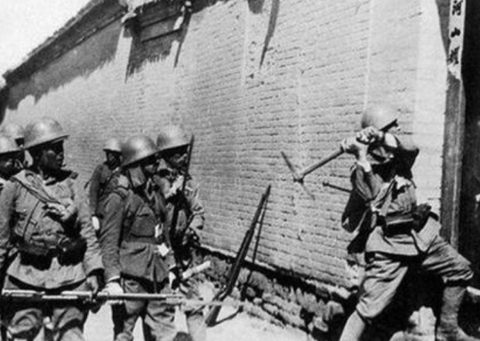 抗日战争|抗日战争时期,真实的“鬼子进村”是这样的,不要被快餐剧带偏了