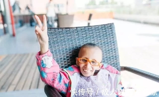 医生|14岁女孩像80岁老人,做完手术的1句话,让医生父母纷纷落泪