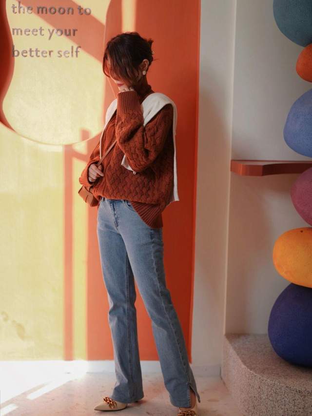 大地色 这才是真正高级的“毛衣”穿搭,简约随性又保暖,轻松穿出气质美