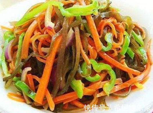 汤匙|美食推荐煎汁羊排,大盘猪脚,胡萝卜炒海带丝,宫保鸡的做法