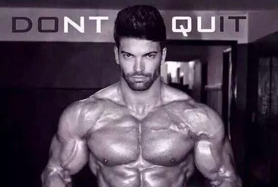 锻炼|胸肌练不好看?因为你忽略了中缝,每天多练习5分钟就够了