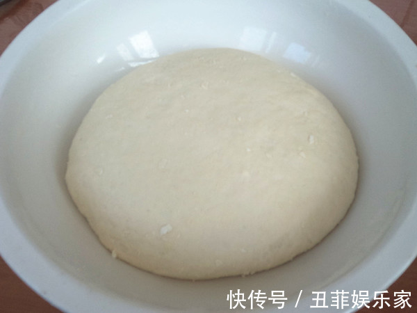 调饺子馅有诀窍,饺子店厨娘透漏这种调料必不可少,涨知识了