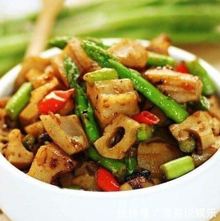 周末聚会在家招待朋友,做了几道下酒菜,做法简单,待客很有面子