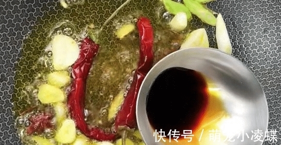 食材|这食材吃大不如吃小,多买些洗净整个放锅中一炖,鲜香入味还补钙