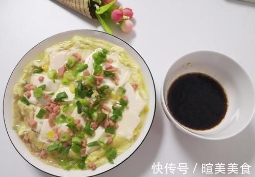 心灵鸡汤|早餐要快捷又要营养丰富:内酯豆腐蒸鸡蛋这样做,十分钟搞定