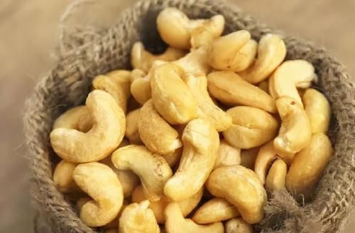 湿气|三伏天好皮肤吃出来，女性吃3种食物，减肥瘦身，皮肤越来越细腻