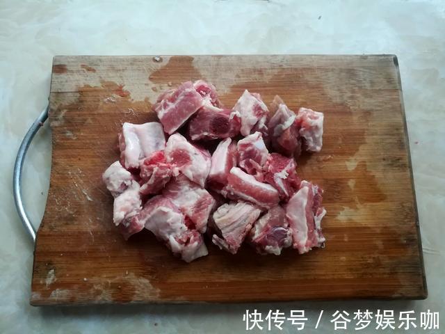 芋头|冬天最该吃这菜，简单一蒸，出锅香到流口水，朋友：看着就馋