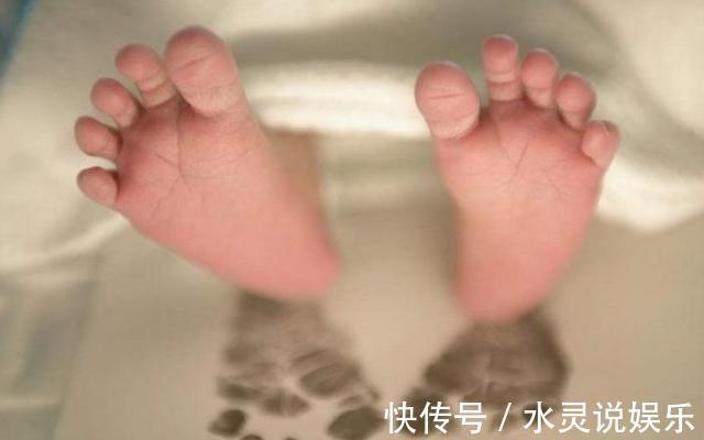 左撇子|宝宝出生后为啥要被留脚印医生不会告诉你,但父母要知道!