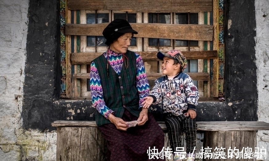 老年人|李玫瑾教授:3岁到6岁的孩子别让老人带,会影响孩子学习