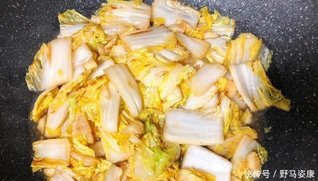 咳嗽最怕吃這菜,3塊錢2斤,簡單一炒,潤肺止咳,家人常吃不咳嗽