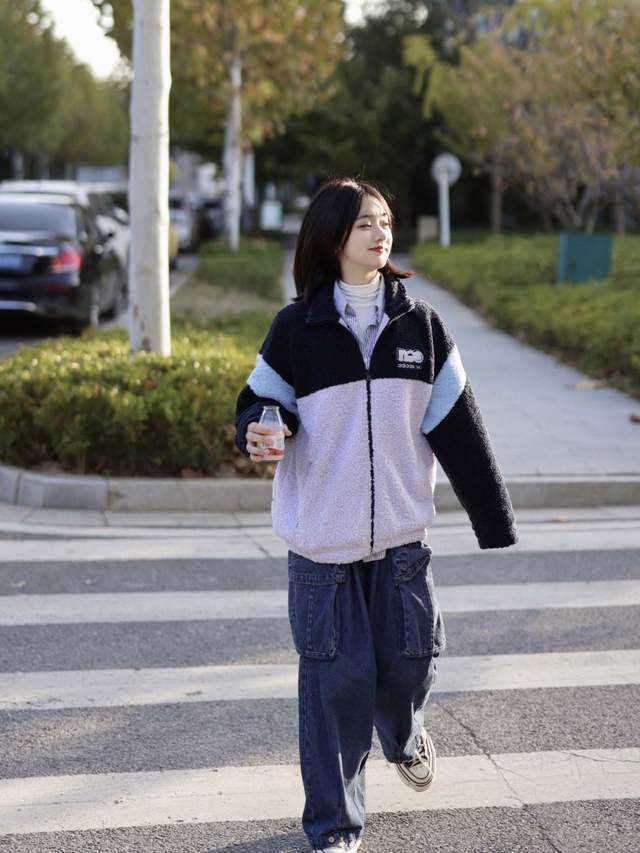 穿搭|早秋想要穿出甜美少女风,这几件外套一定少不了!想不时髦都难