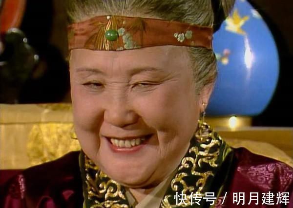 生日宴@贾母一句话让王熙凤乐开花,给王夫人种下一根刺,宝钗:太精明了