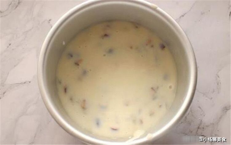 零食|夏天别吃冷饮了，试试用牛奶做成零食，香甜软糯，比冰淇淋还好吃