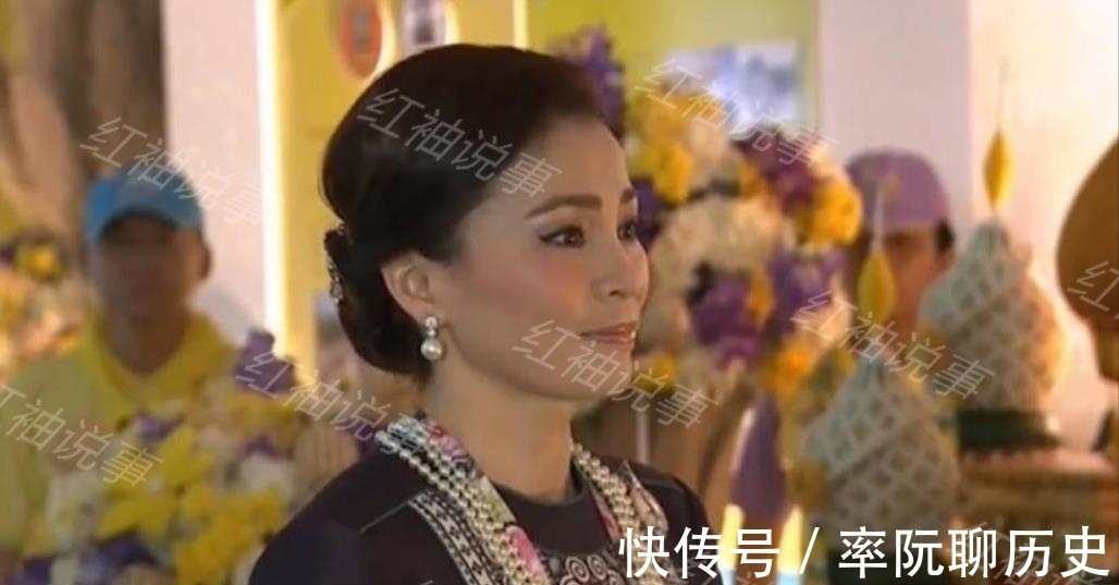 海报&泰王弥补诗妮娜贵妃,发布单人海报彰显恩宠,特许使用御用金色