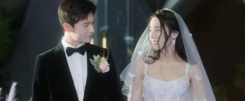 演员|开播4天就拿下8个冠军，迪丽热巴终于告别女演员的“尴尬”了？