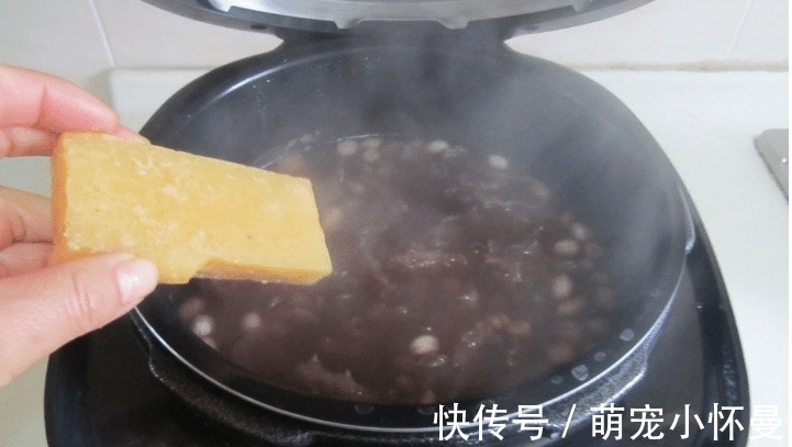 冰糖|它是“女人汤”,每天1碗,气血足脸色好,成本一碗不到1块钱