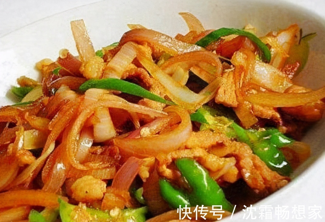 鱼片|女性担心早衰老，推荐3种美食，润肤养颜，延缓衰老！