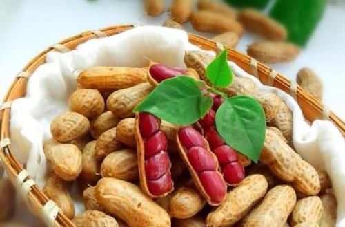 纤维蛋白|花生和此物搭配吃,胜过“阿司匹林”,敞开吃,或远离血栓高血压