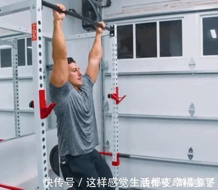 健身|男生如何健身，能让肩膀更宽这三部分肌肉很重要，千万别忽视