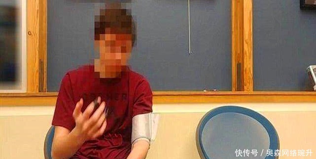 霍金曾举办时间旅行者宴会，结果没有一个未来人参加，为何？