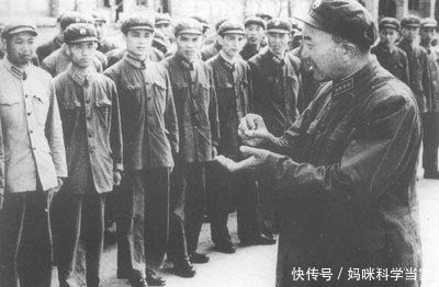 罗瑞卿|五五年被授大将,没有标志性战役被人诟病,殊不知他靠的是笔杆子