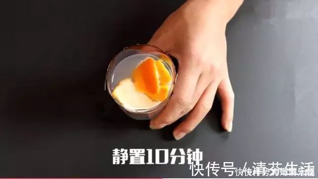 电饭煲脏了别再用水擦！教你一个土方法，轻轻松松擦干净！